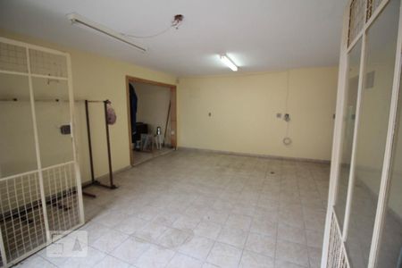 Casa à venda com 165m², 3 quartos e 3 vagasGaragem