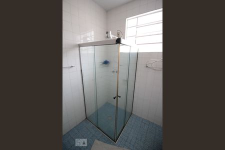 Casa à venda com 165m², 3 quartos e 3 vagasBanheiro