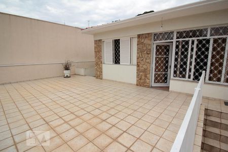 Casa à venda com 165m², 3 quartos e 3 vagasQuintal