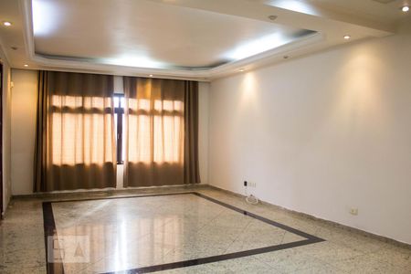 Casa à venda com 300m², 3 quartos e 8 vagasSala de Estar