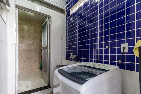 Casa à venda com 250m², 6 quartos e 2 vagasÁrea de Serviço