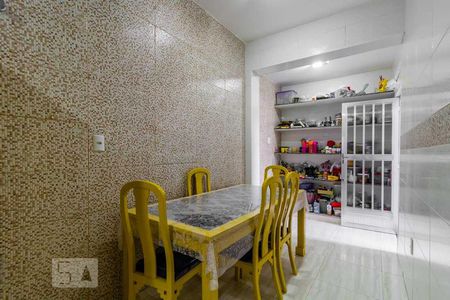 Casa à venda com 250m², 6 quartos e 2 vagasCozinha