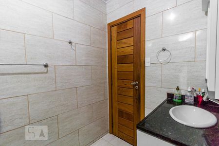 Casa à venda com 250m², 6 quartos e 2 vagasBanheiro