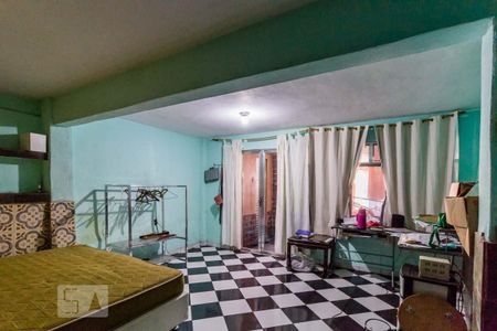 Casa à venda com 250m², 6 quartos e 2 vagasQuarto