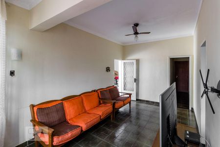 Sala de casa à venda com 6 quartos, 250m² em Jardim Guanabara, Rio de Janeiro