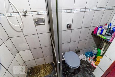 Casa à venda com 250m², 6 quartos e 2 vagasBanheiro