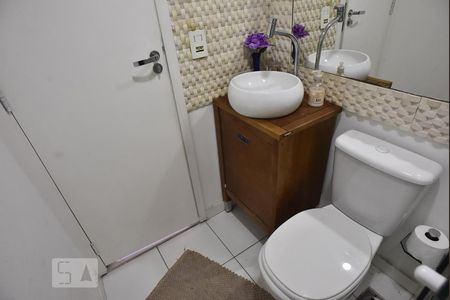 Banheiro de apartamento à venda com 2 quartos, 79m² em Taquara, Rio de Janeiro