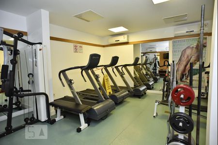 Apartamento à venda com 79m², 2 quartos e 1 vagaÁrea comum - Academia