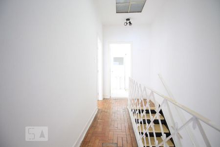 Corredor de casa para alugar com 2 quartos, 100m² em Vila Clementino, São Paulo