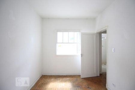 Quarto 1 de casa para alugar com 2 quartos, 100m² em Vila Clementino, São Paulo