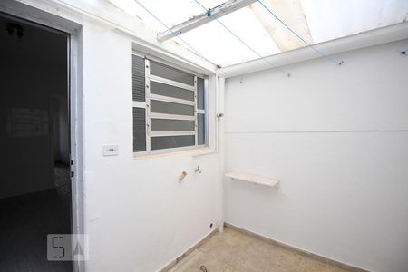 Casa para alugar com 100m², 2 quartos e sem vagaÁrea de Serviço