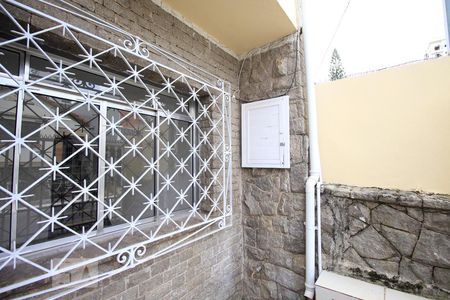 Casa para alugar com 100m², 2 quartos e sem vagaHall