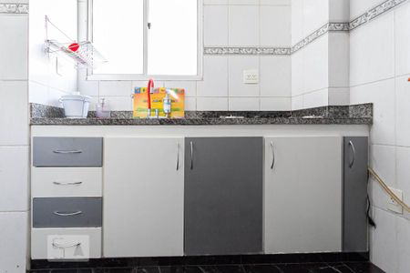 Apartamento à venda com 95m², 3 quartos e 2 vagasCozinha - Armários