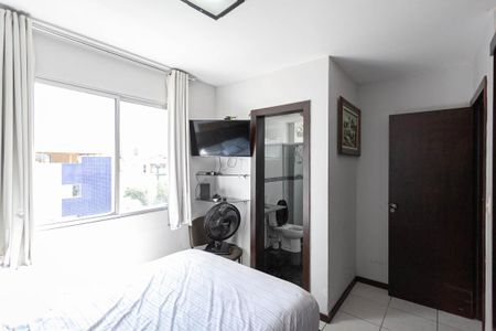 Apartamento à venda com 95m², 3 quartos e 2 vagasSuíte