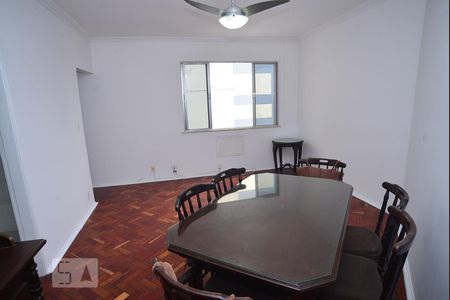 Apartamento para alugar com 77m², 2 quartos e 1 vagaSala