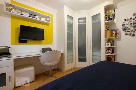 Apartamento à venda com 160m², 3 quartos e 2 vagasSuíte 3