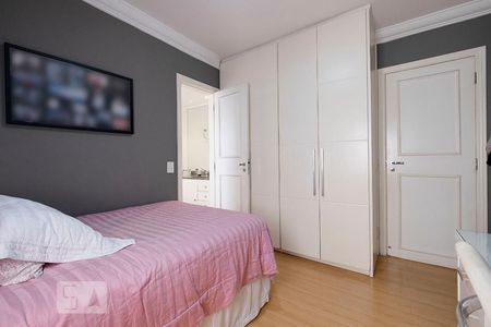 Apartamento à venda com 160m², 3 quartos e 2 vagasSuíte 2
