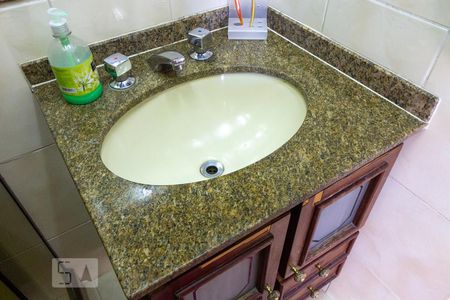 Apartamento à venda com 118m², 3 quartos e 1 vagaBanheiro da Suíte 2