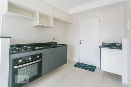 Sala de Estar e Cozinha de apartamento para alugar com 1 quarto, 31m² em Ferreira, São Paulo