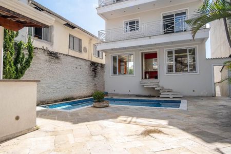 Casa à venda com 700m², 3 quartos e 7 vagasÁrea Externa