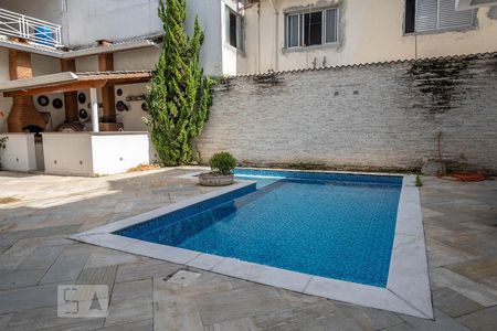Casa à venda com 700m², 3 quartos e 7 vagasPiscina