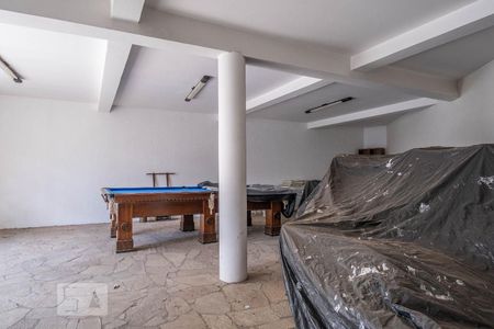 Casa à venda com 700m², 3 quartos e 7 vagasSala de Jogos