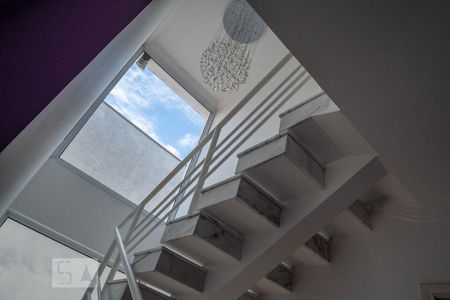 Casa à venda com 700m², 3 quartos e 7 vagasEscada 2