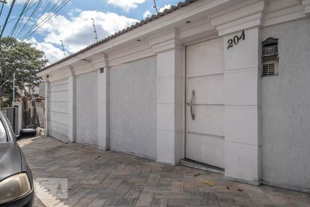 Casa à venda com 700m², 3 quartos e 7 vagasFachada