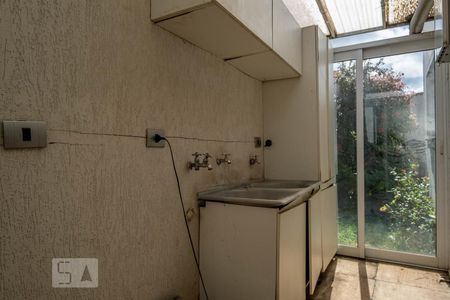 Casa à venda com 700m², 3 quartos e 7 vagasÁrea de Serviço