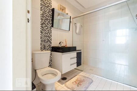 Banheiro de kitnet/studio para alugar com 1 quarto, 33m² em Campos Elíseos, São Paulo