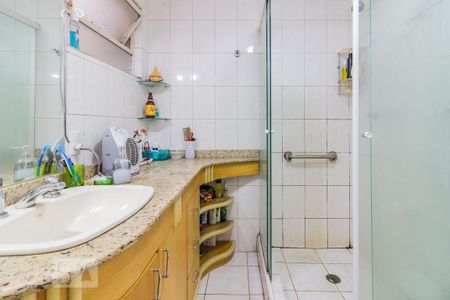 Banheiro de apartamento para alugar com 2 quartos, 100m² em Cidade Baixa, Porto Alegre