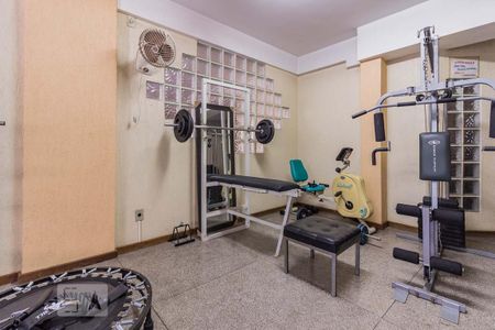 Apartamento para alugar com 100m², 2 quartos e 1 vaga Apartamento para alugar com 100m², 2 quartos e 1 vagaÁrea comum - Academia