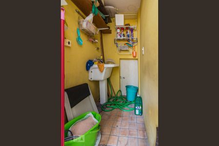 Apartamento para alugar com 100m², 2 quartos e 1 vaga Apartamento para alugar com 100m², 2 quartos e 1 vagaDetalhe da area de serviço