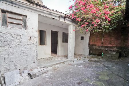 Casa à venda com 258m², 4 quartos e 3 vagasFachada
