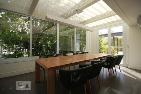 Studio para alugar com 35m², 1 quarto e 1 vagaCondomínio - Salão de Festa