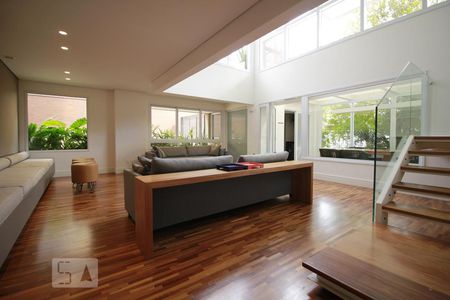 Studio para alugar com 35m², 1 quarto e 1 vagaCondomínio - Salão de Festa