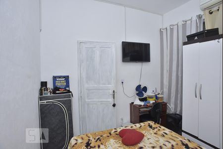 Quarto de casa à venda com 2 quartos, 100m² em Curicica, Rio de Janeiro