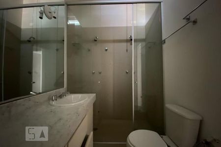 Casa de condomínio para alugar com 110m², 2 quartos e 2 vagasBanheiro