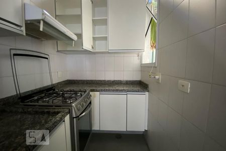Casa de condomínio para alugar com 110m², 2 quartos e 2 vagasCozinha