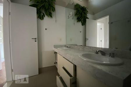 Casa de condomínio para alugar com 110m², 2 quartos e 2 vagasBanheiro