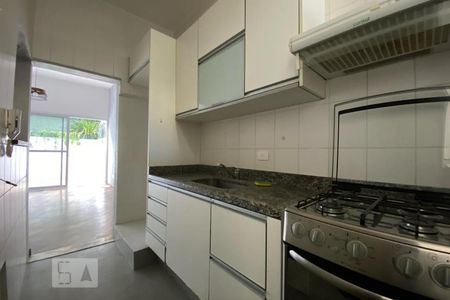 Casa de condomínio para alugar com 110m², 2 quartos e 2 vagasCozinha