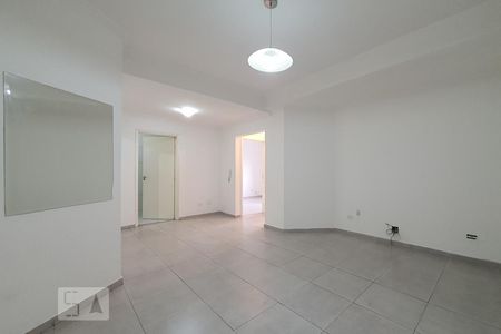 Apartamento para alugar com 80m², 3 quartos e sem vagaSala