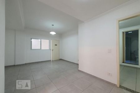 Apartamento para alugar com 80m², 3 quartos e sem vagaSala