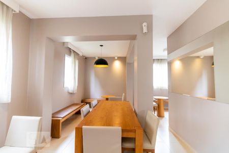Apartamento à venda com 72m², 3 quartos e 1 vagaÁrea comum - Salão de festas