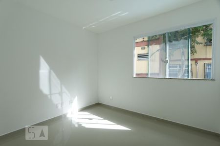 Quarto suite 1 de casa de condomínio para alugar com 5 quartos, 180m² em Freguesia , Rio de Janeiro