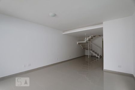 Sala de casa de condomínio para alugar com 5 quartos, 180m² em Freguesia , Rio de Janeiro