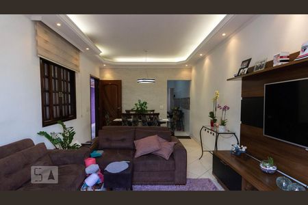 Casa à venda com 128m², 3 quartos e 5 vagasSala