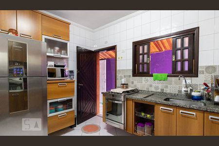 Cozinha de casa à venda com 3 quartos, 128m² em Jardim Ester, São Paulo