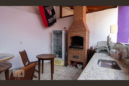 Churrasqueira de casa à venda com 3 quartos, 128m² em Jardim Ester, São Paulo