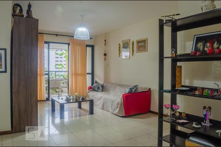 Sala de apartamento para alugar com 5 quartos, 139m² em Pituba, Salvador